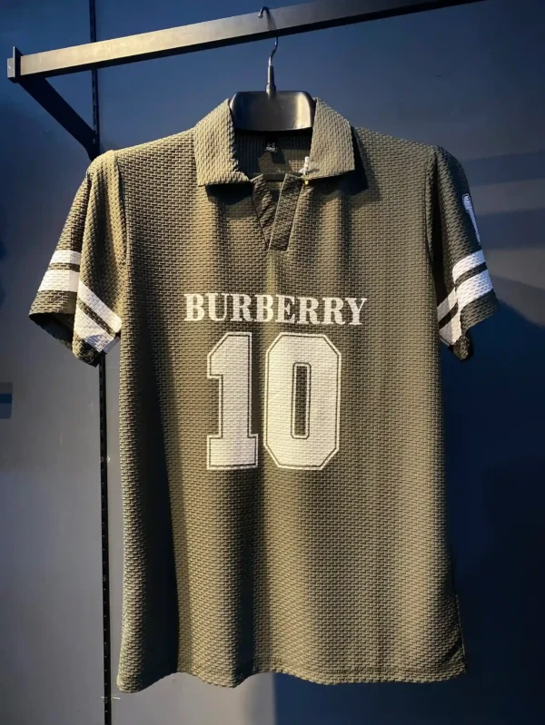 Burberry Polo Shirt - M