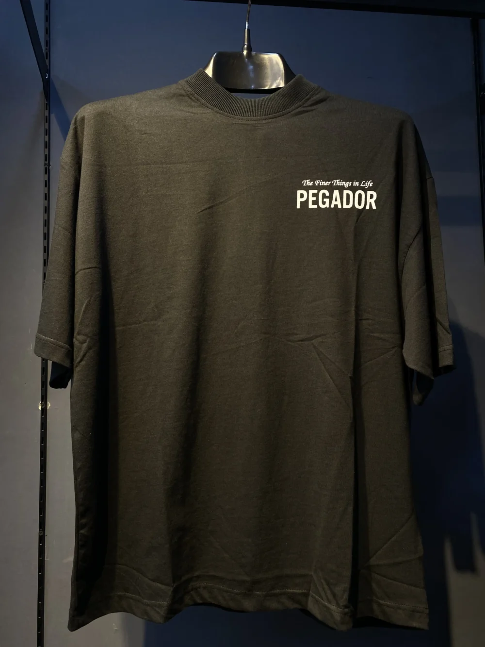 Pegador Back Printed Premiym 180GSM Dropshoulder Tshirt - Black