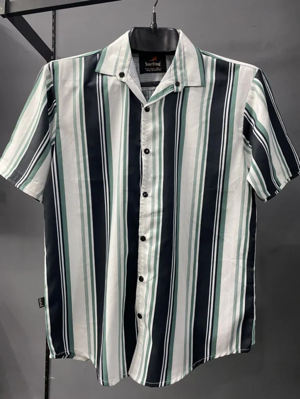 Green Lining Printed Casual Shirt - S